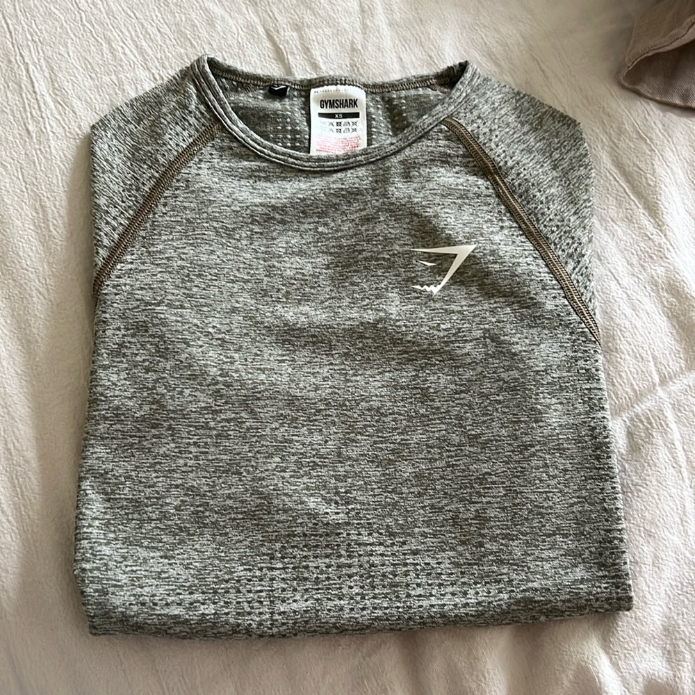 Gymshark workout tee gray
